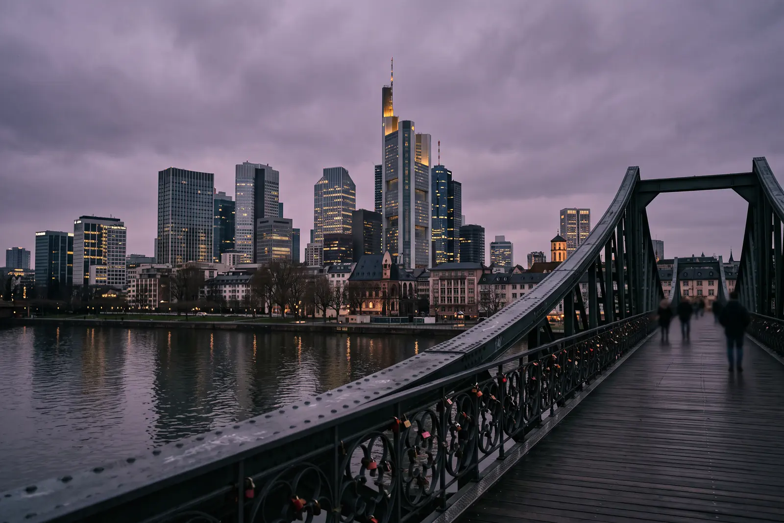 Steuerberater in Frankfurt am Main: Symbolbild